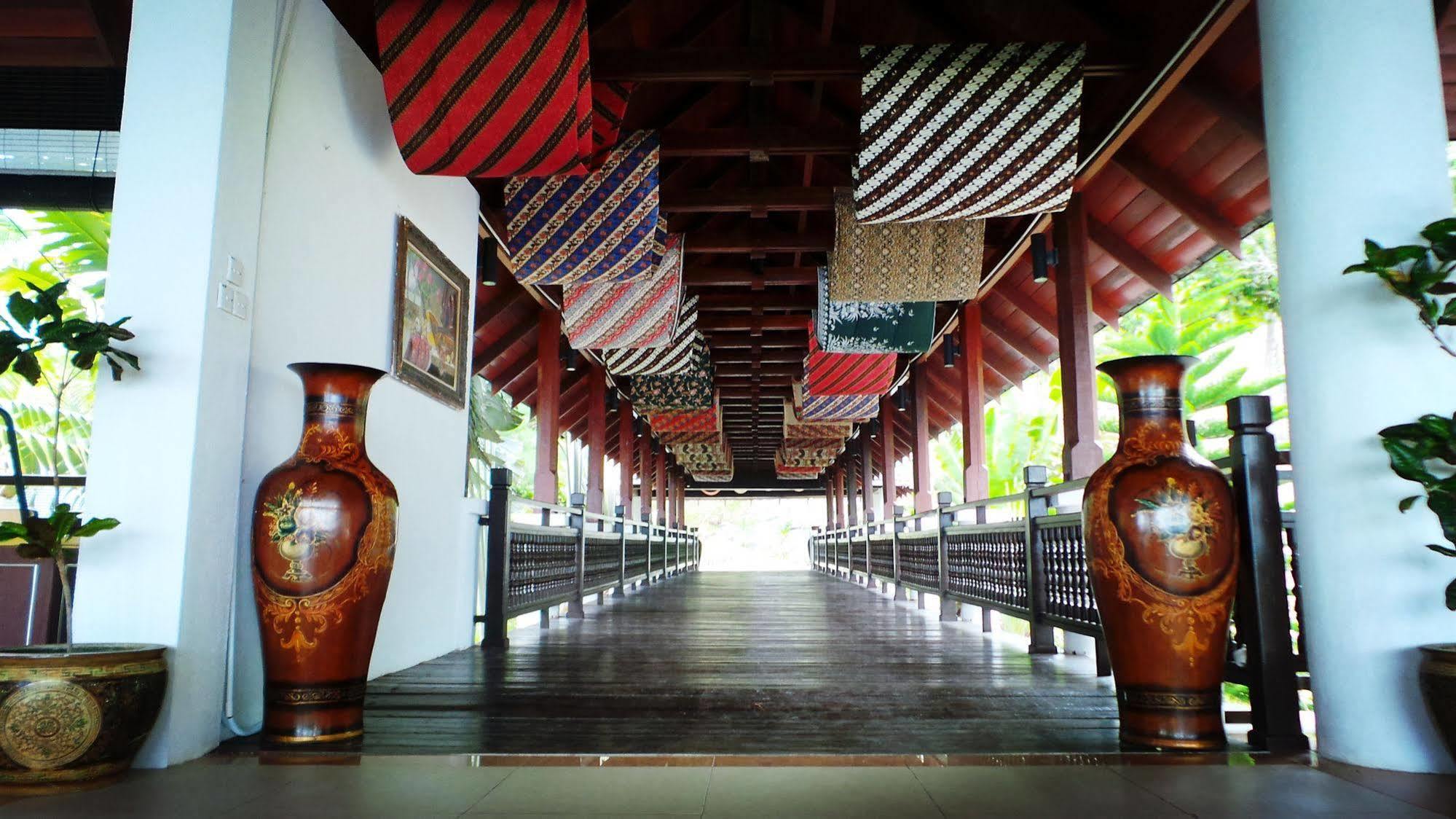 פולאו סיבו Sari Pacifica Resort & Spa, Sibu Island, Johor מראה חיצוני תמונה