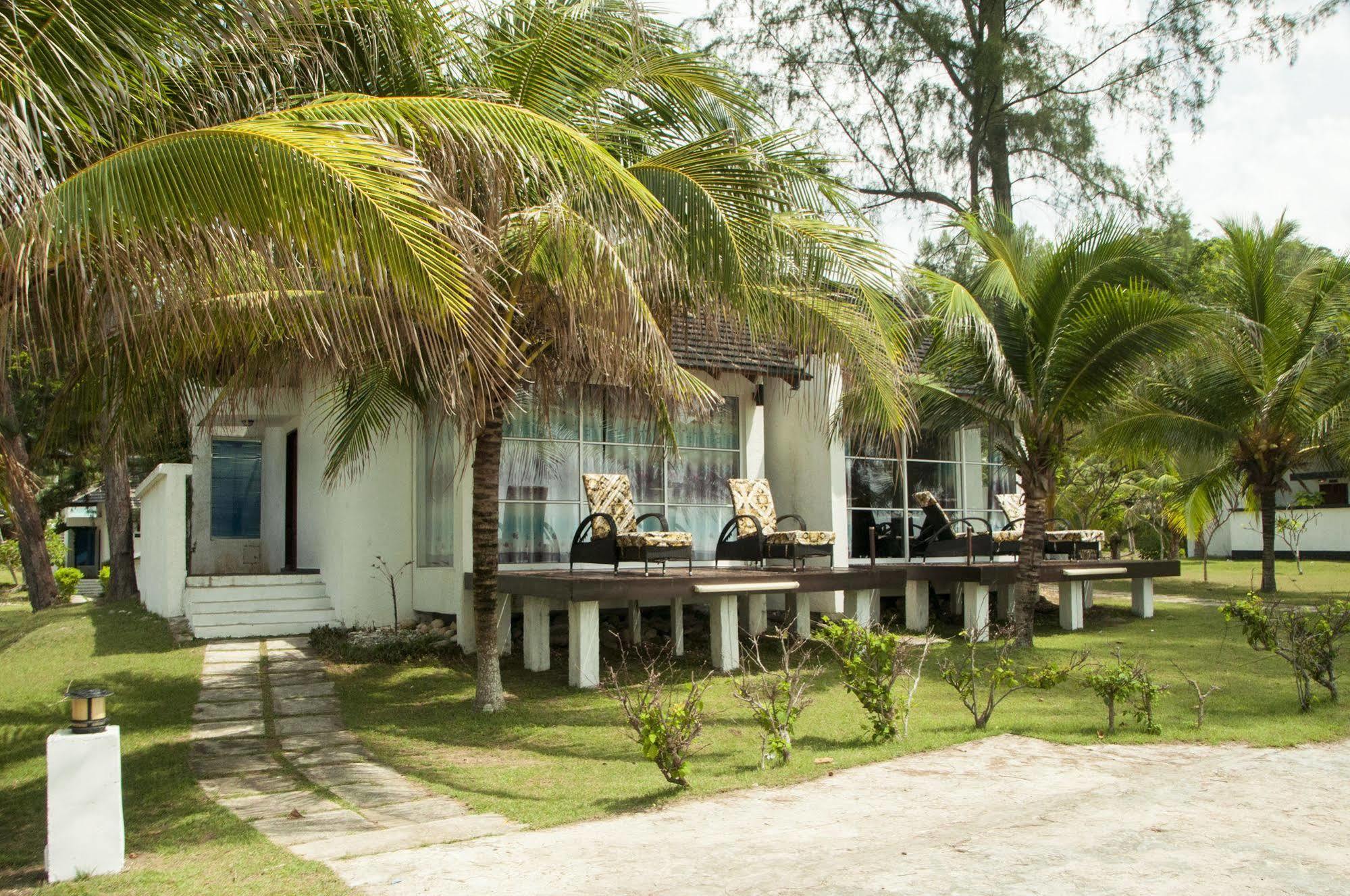 פולאו סיבו Sari Pacifica Resort & Spa, Sibu Island, Johor מראה חיצוני תמונה